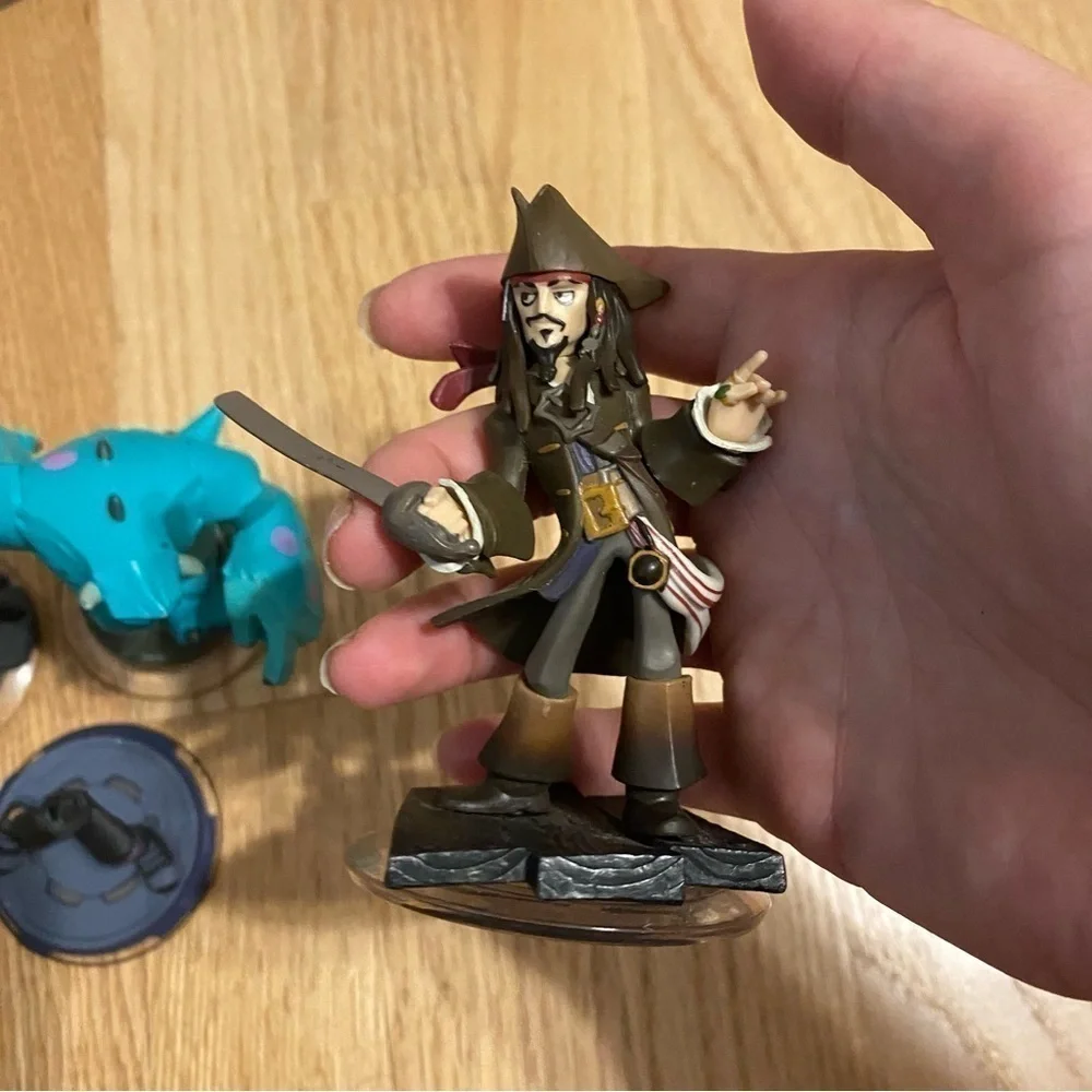 Disney Infinity Figures Set Some 2.0 W/ Base Woody Jessie Sully Merida Mike